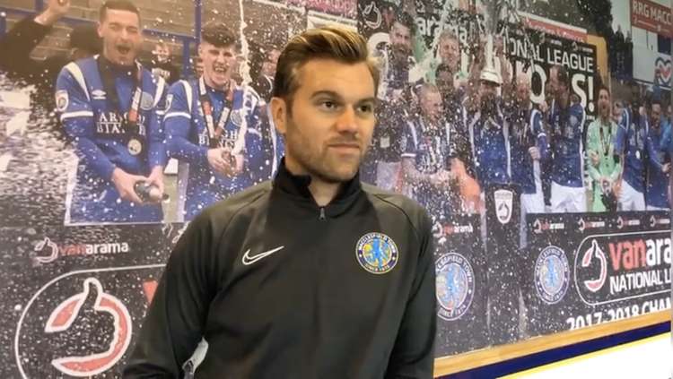 38-year-old Daryl McMahon now manages Dagenham and Redbridge. (Image - Silkmen TV)