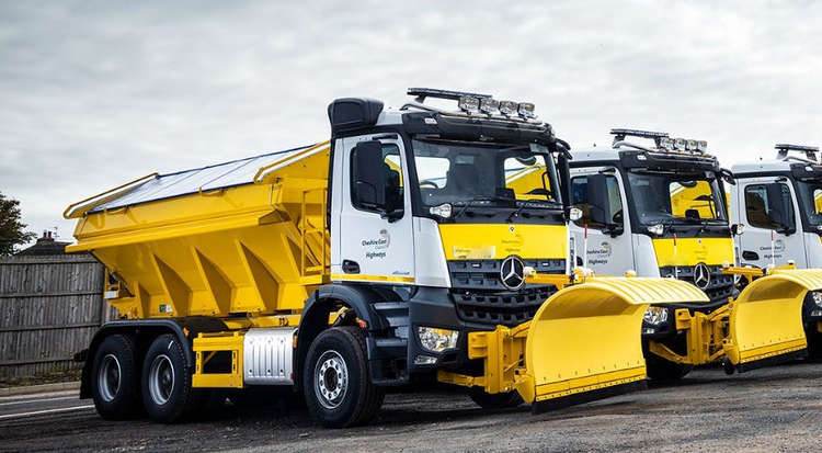 Smaller councils have offered to pay for Cheshire East Council's gritting cuts - but their offers are not being accepted. (Image - Cheshire East Council / @CECHighways)