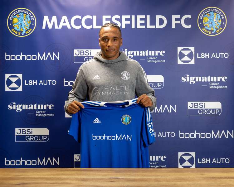 Neil Danns needs no introduction, having scored game-winning goals for Macclesfield FC this season. (Image - @thesilkmen)