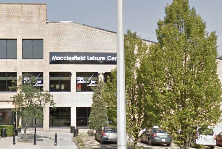 Macclesfield Leisure Centre is located at SK10 4AF.