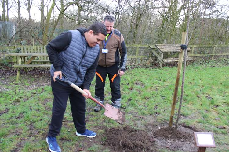 Macclesfield Town Ranger Andy McKeith and a Park Lane student get stuck in.