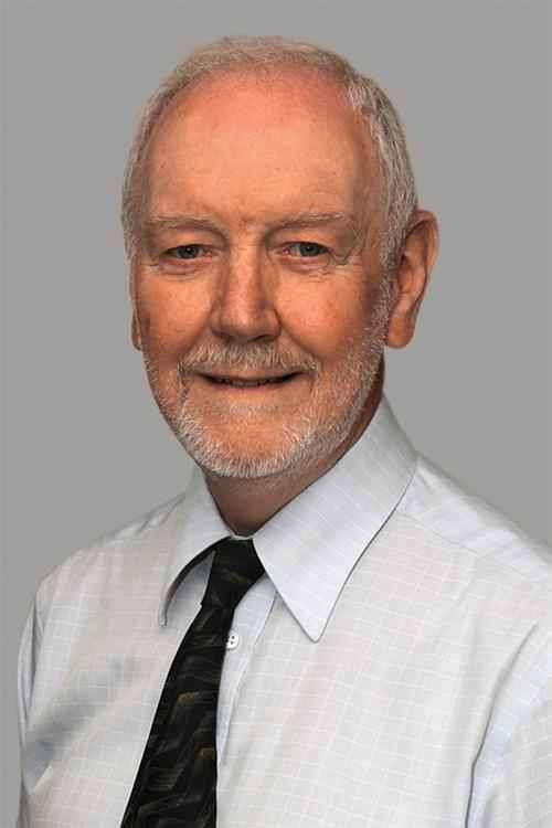 Ex-Cheshire East Mayor and Handforth Independent Cllr Barry Burkhill (Handforth, Ind) agreed and proposed refusal.