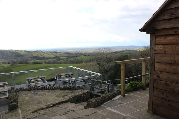 With unrivalled views and just a 13 minute drive from Macclesfield town centre, The Hanging Gate is already a hidden gem of our town, and will become even more idyllic once the renovation is complete.