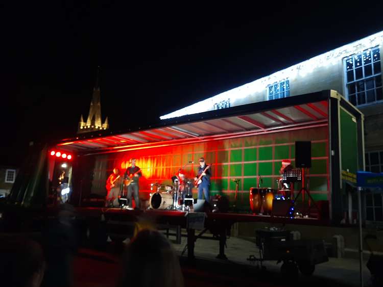 Live music at the Late Night Shopping event on the 13th of December