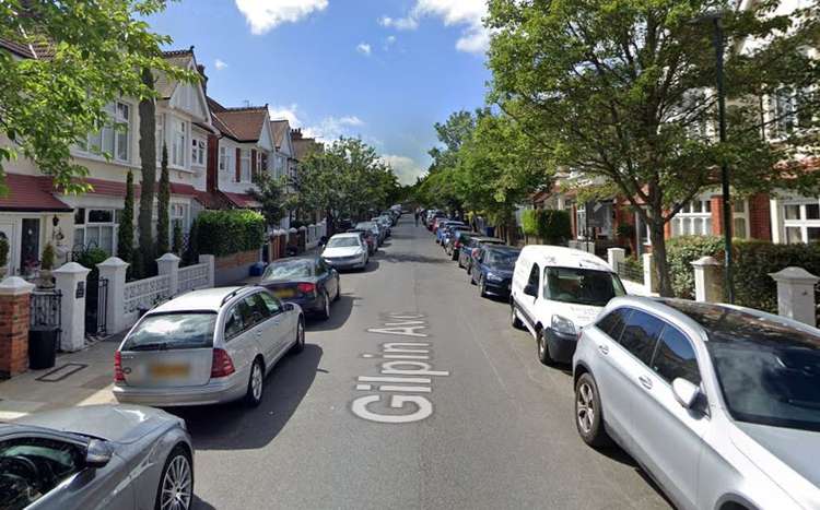 Council chiefs are to consult on bringing in a Controlled Parking Zone (CZP) on some of East Sheen's most crowded parkside roads.