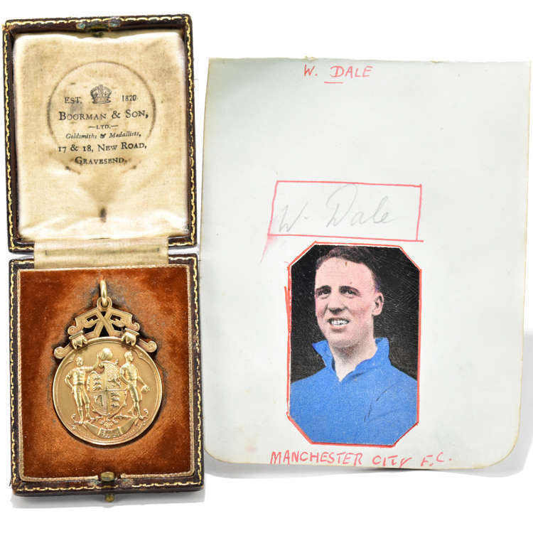 A heavy gold medal awarded to an FA Cup hero will be sold at a Macclesfield auction house. (Image - Adam Partridge Auctioneers / Quince Media CC 4.0 Changed bit.ly/33vKeHN)