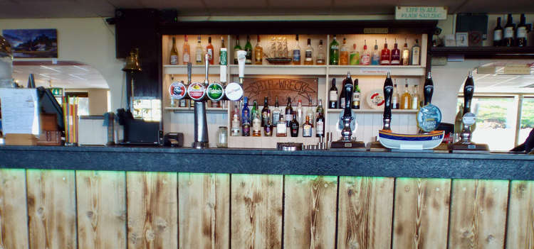 Close up to bar (Picture credit: Peninsula Nub News)