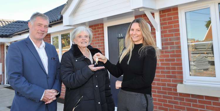 Cllr Davis with cabinet colleague Cllr Jan Osborne at key hand over for new homes in Queensland (Picture credit: Lucy Taylor)