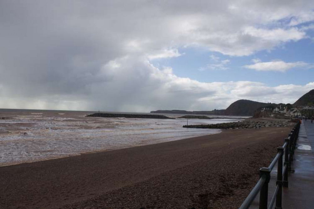 Sidmouth town beach (Nub News, Will Goddard)