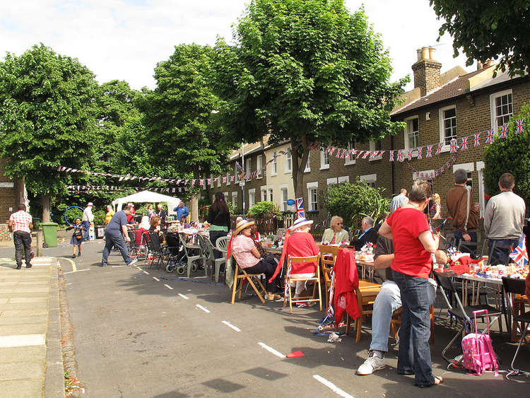 A street party in London for the Queen's Diamond Jubilee (Image: Stephen Craven / CC BY-SA 2.0)