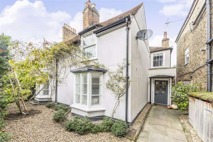 For sale: 400-year-old Oak Cottage on Teddington high street (Image: Dexters)