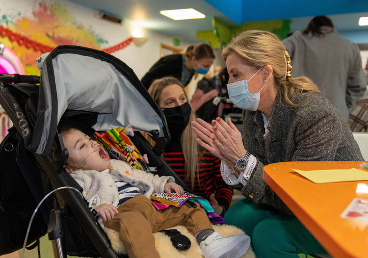 Supported child Sonny and mum Lyz meet the Countess (Image: Shooting Star Children's Hospices)