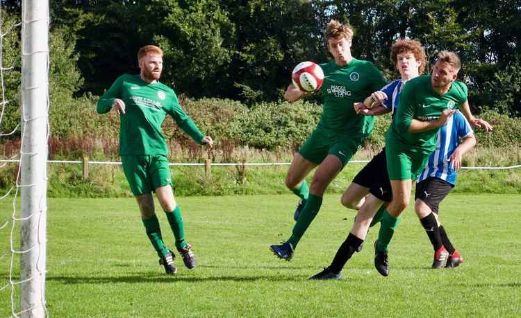 Helsby Reserves played Shaftesbury Reserves on Saturday