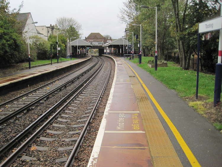 Severe delays on TfL rail (credit: Wikimedia)
