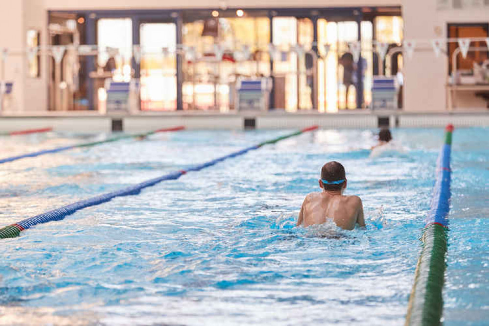 Street and District Swimming Club takes advantage of access to ...