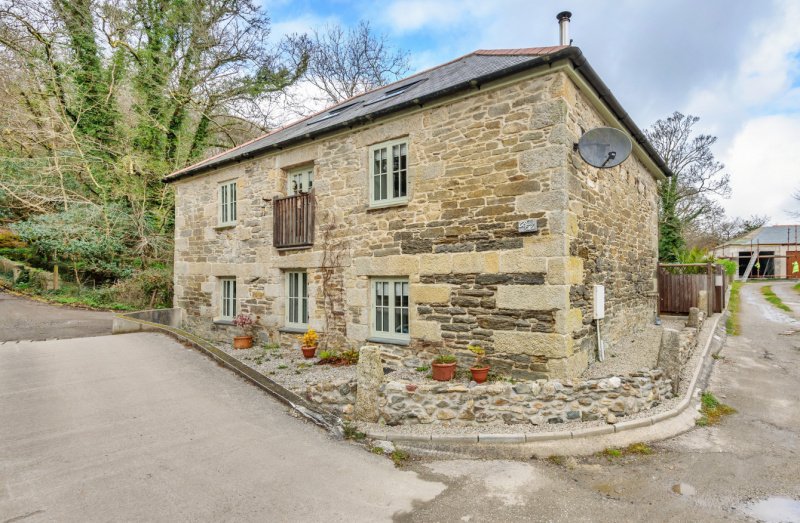 See this three bed property in Sithney. See this three bed property in Sithney.