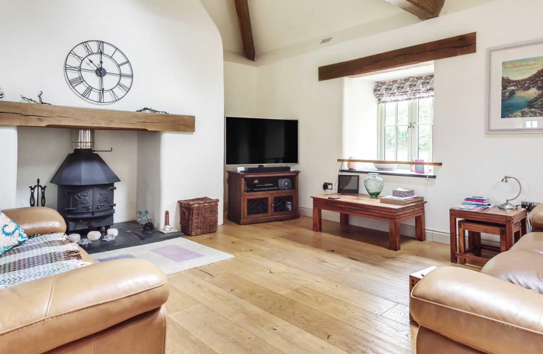 The lounge area. See this three bed property in Sithney. The lounge area. See this three bed property in Sithney.