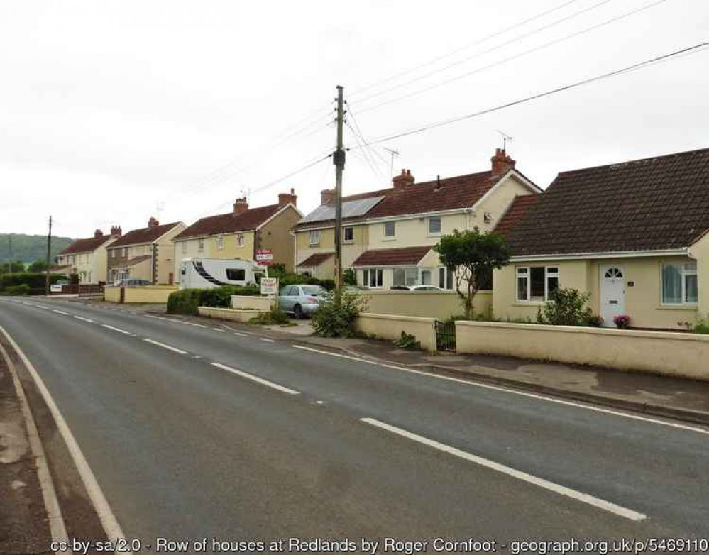 Temporary traffic lights are planned on the B3151 in Compton Dundon next week