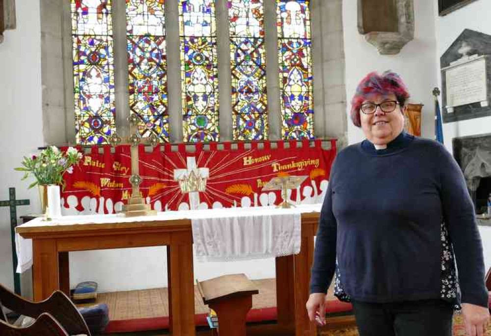 Rev Linda Mudd: Vicar of St Peter's Church, Mancetter