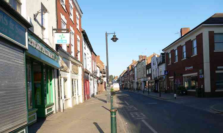 Sunshine and shadow: Long Street