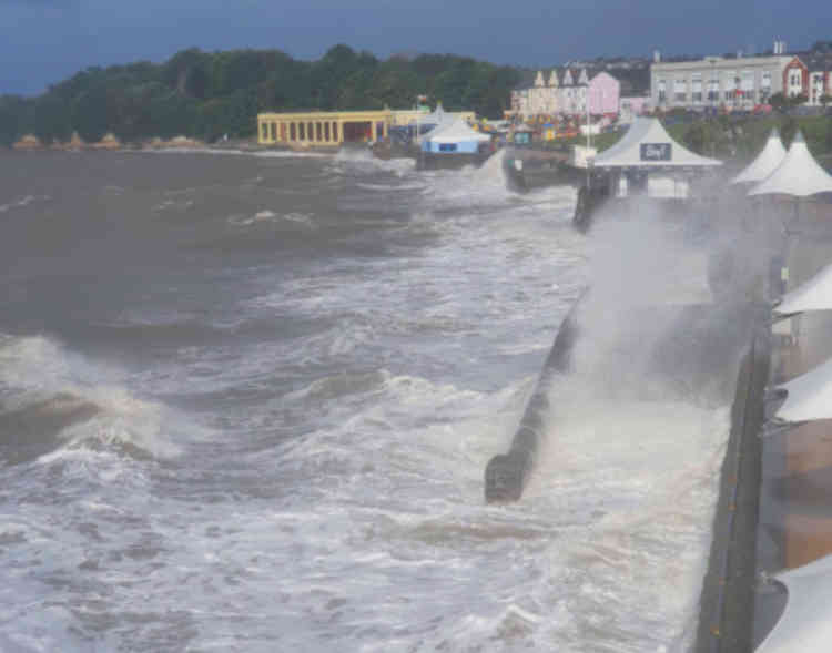 Waves battered the promenade this morning (Photo credit: Geraint Evans)