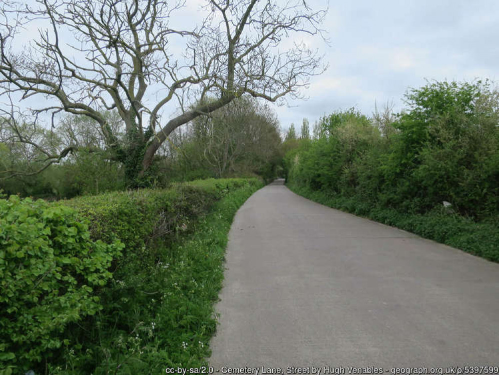 Cemetery Lane in Street