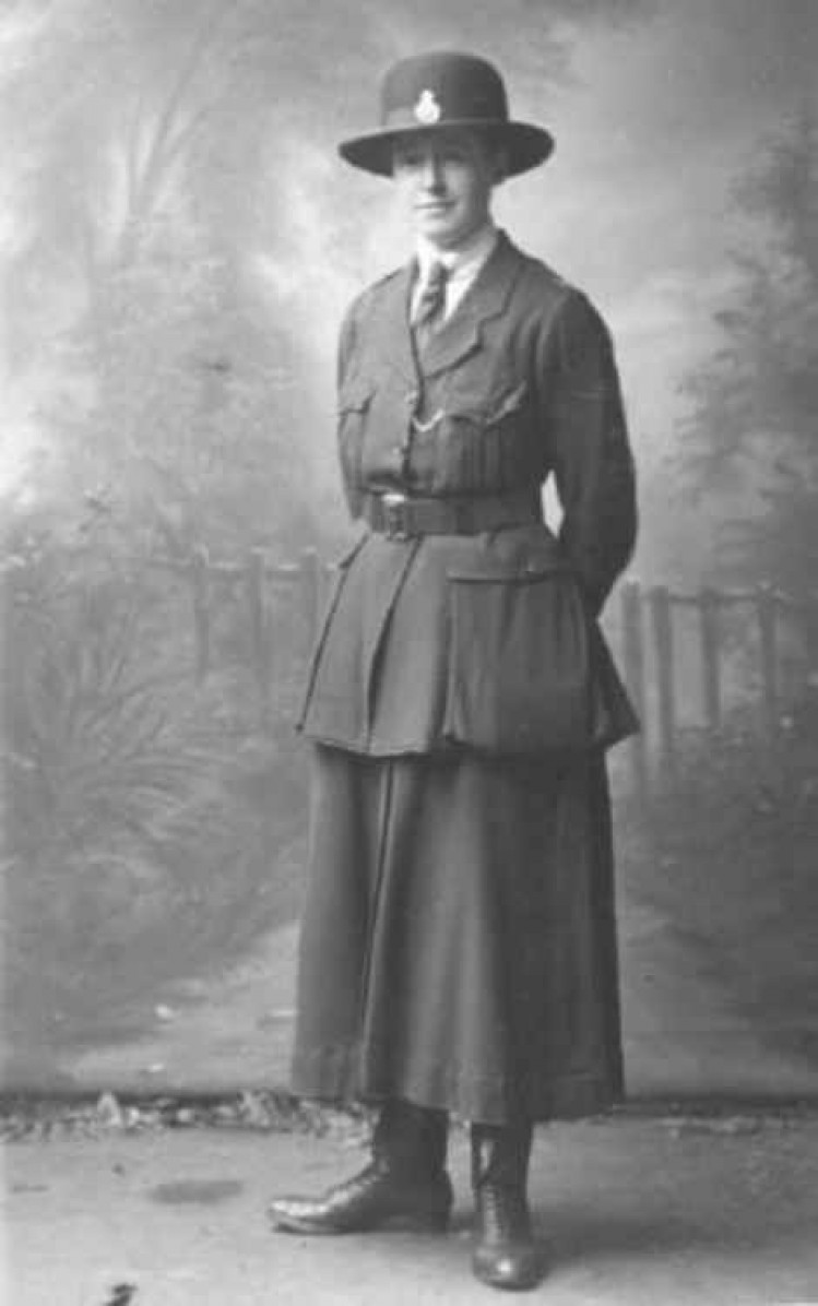 Mrs E Legg, Surrey's first female police officer.