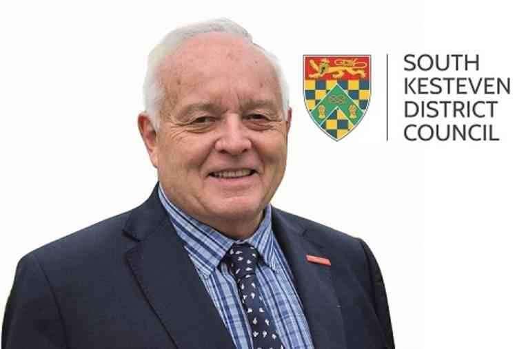 Coun Barry Dobson Coun Barry Dobson