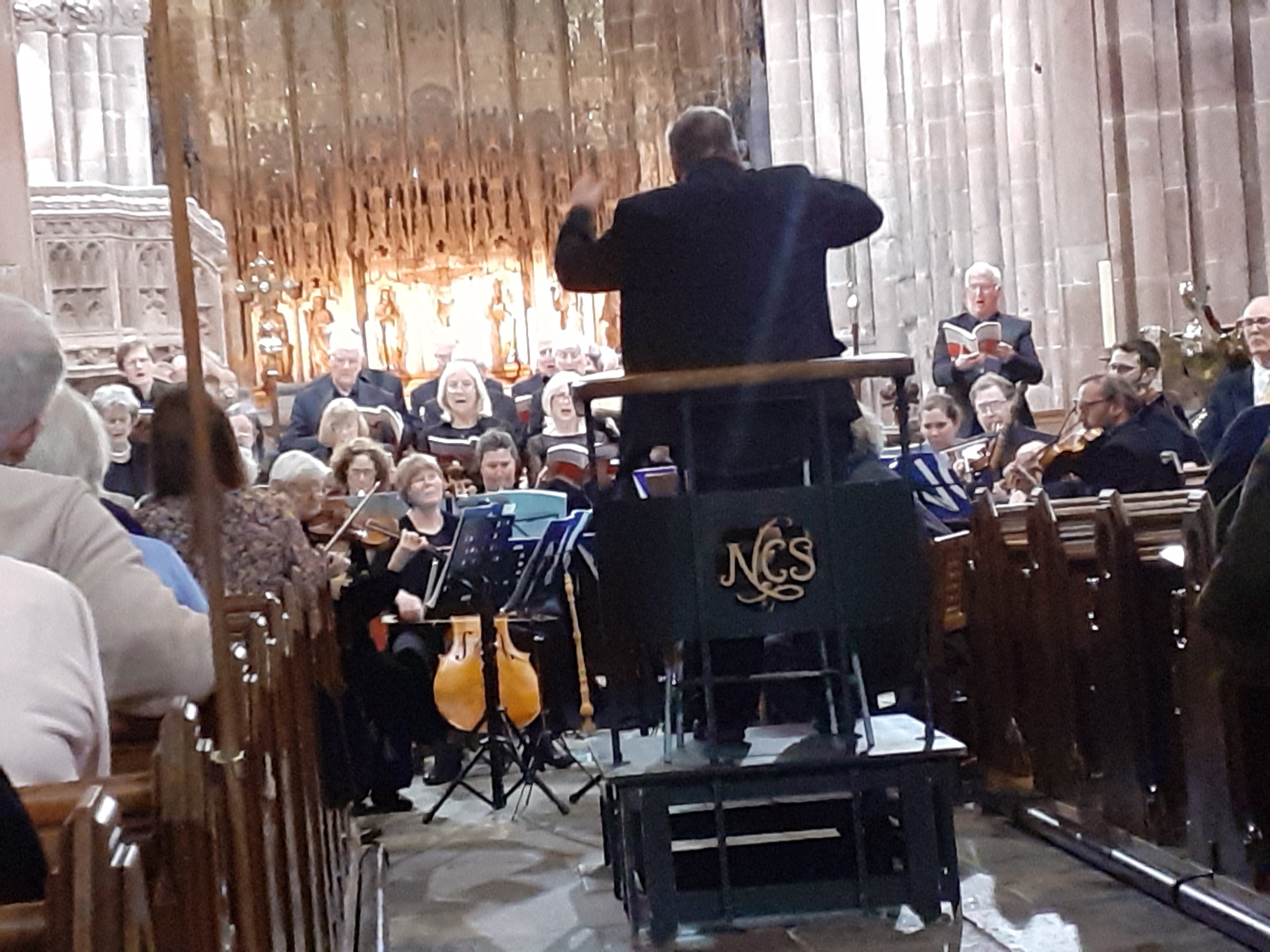 John Naylor conducting the Society, 18th Century Sinfonia and soloists (Jan Roberts). 