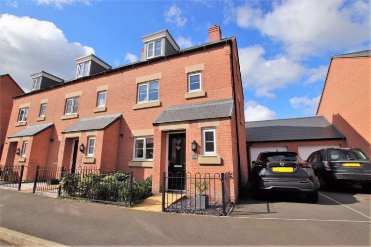 This week's listing is a three bedroom town house on Zurich Avenue in Biddulph.