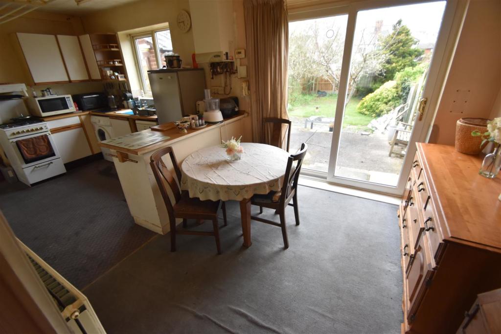 Property of the Week: this 3 bedroom semi-detached 'doer-upper' on Andrews Walk, Heswall