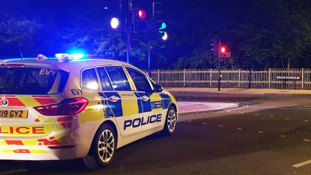 A murder investigation has been launched following a stabbing in neighbouring Lambeth