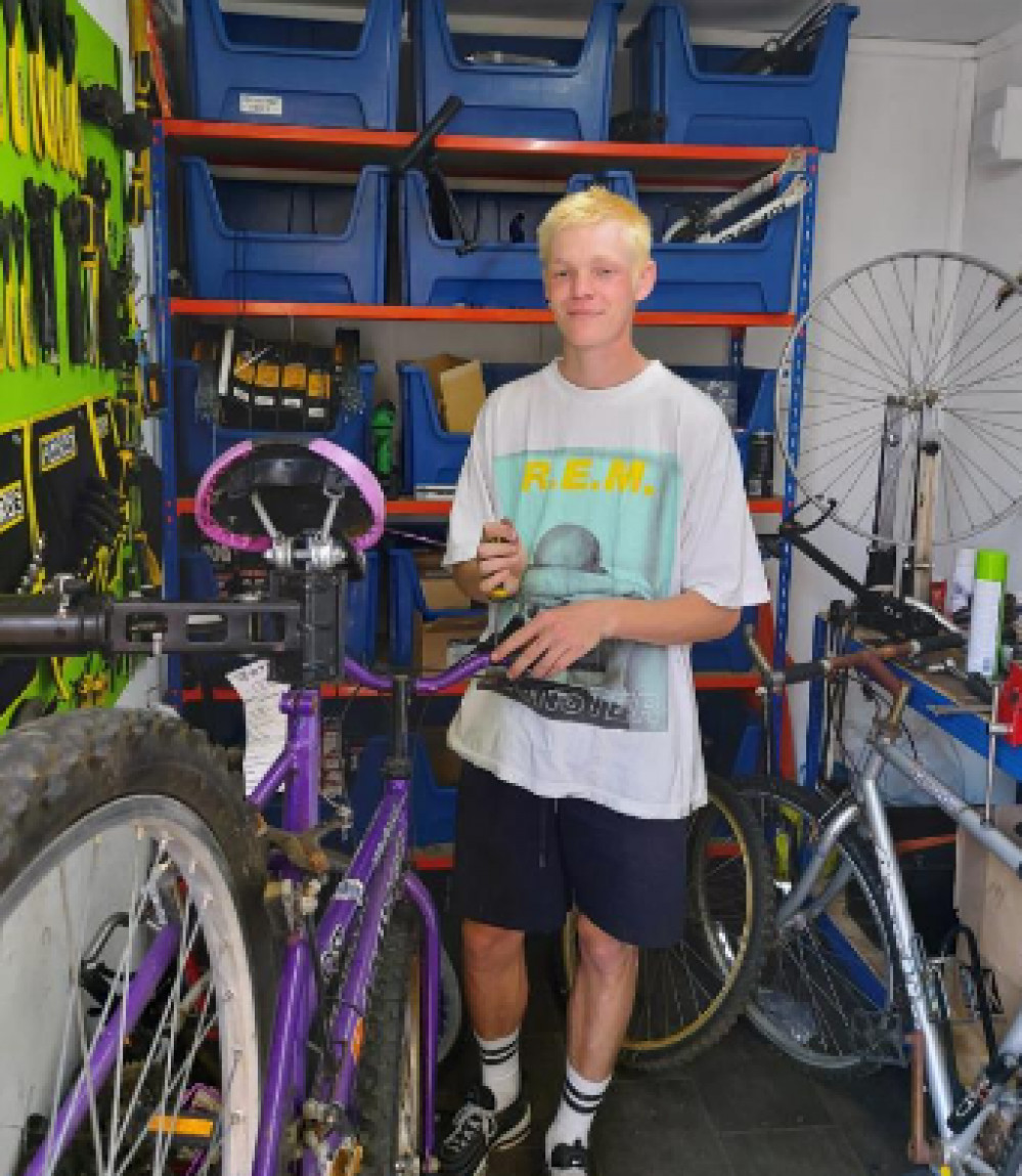 Hardie Park cycle mechanic Ross has moved on as service comes to an end.