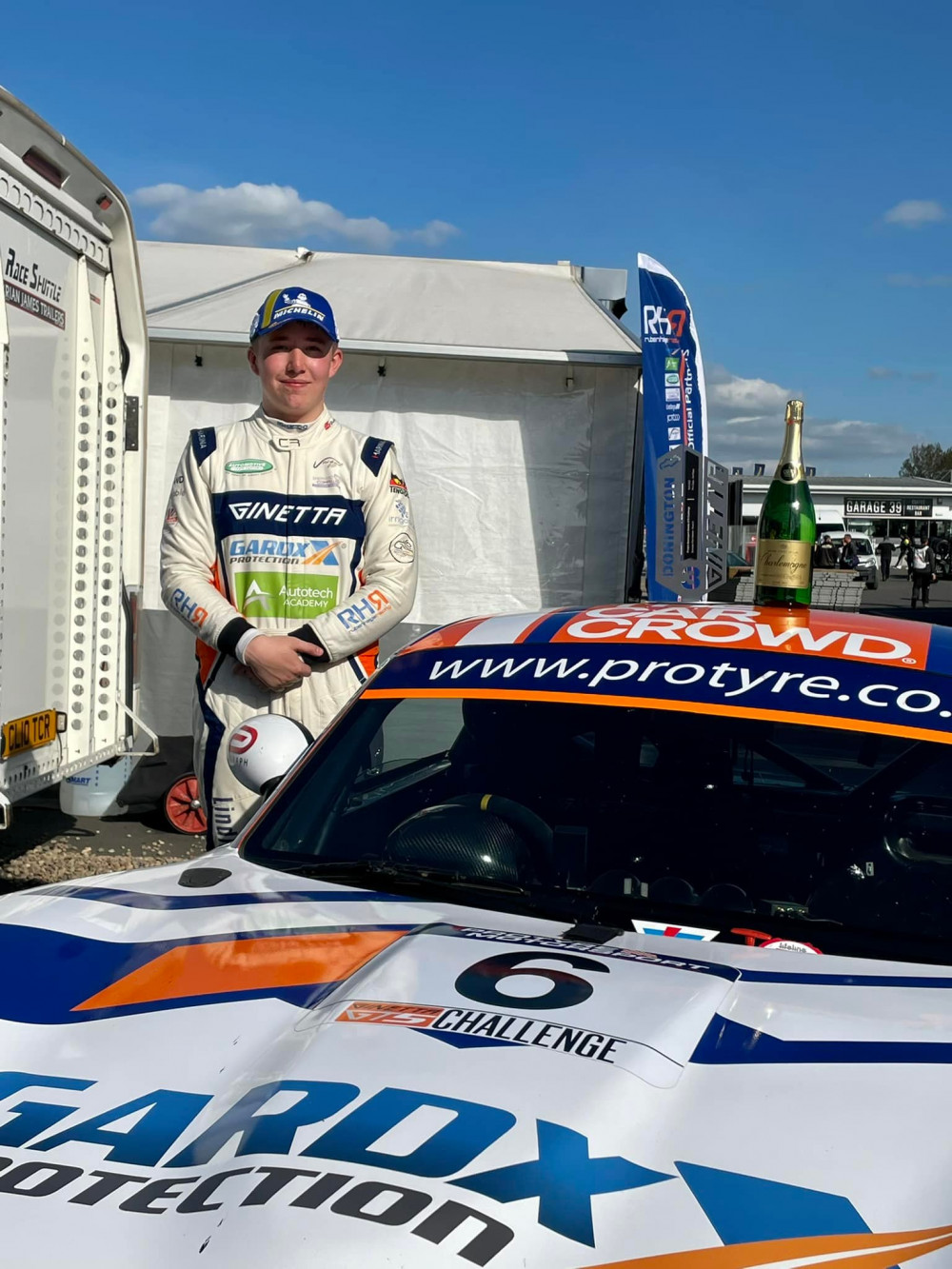 Hucknall racer Ruben Hage claimed a maiden Ginetta GT5 Challenge podium on Sunday at Donington Park live in front of the television cameras. Photo courtesy of Ruben Hage Racing.