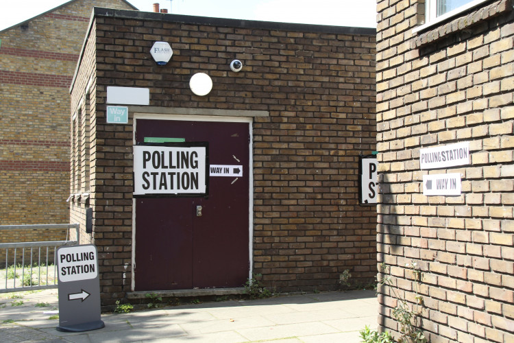 Polling stations across Brentford are open (Image: Issy Millett, Nub News)