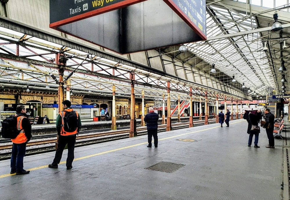 Crewe railway station (Nub News)