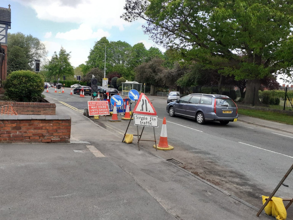 Temporary traffic lights on London Road going out of Elworth towards Middlewich have been causing mayhem  