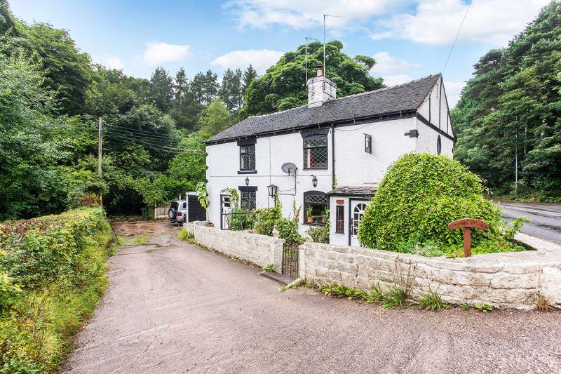 This week's listing is a three bedroom detached house on Congleton Road in Biddulph.