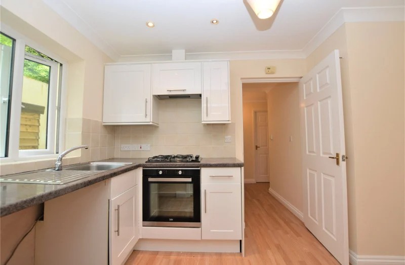 Kitchen. Flora Gardens, Helston. Kitchen. Flora Gardens, Helston.