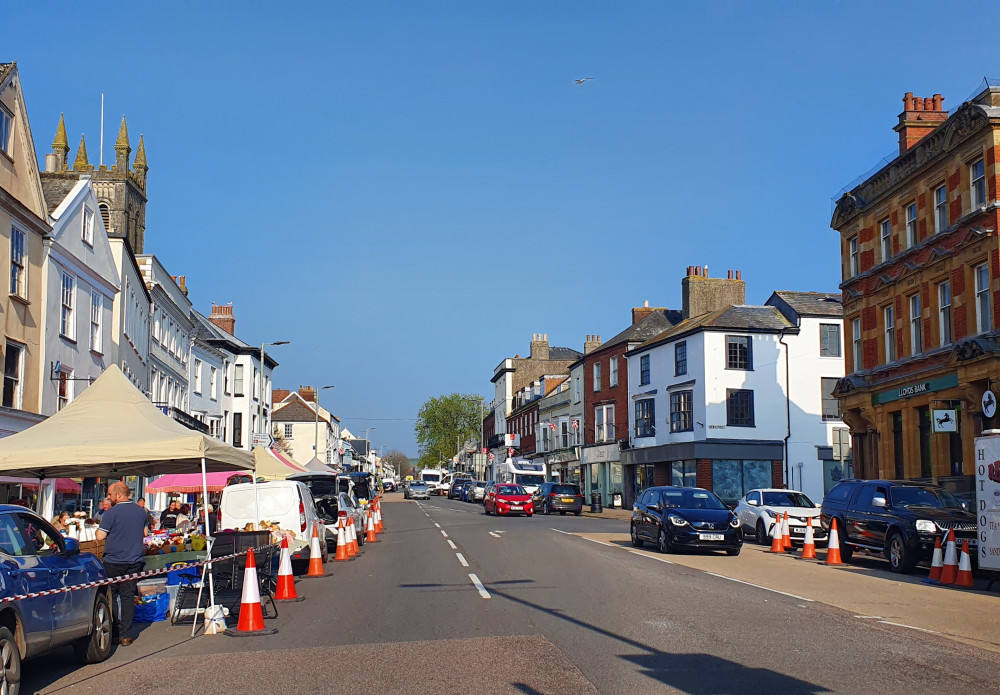 Honiton high street 