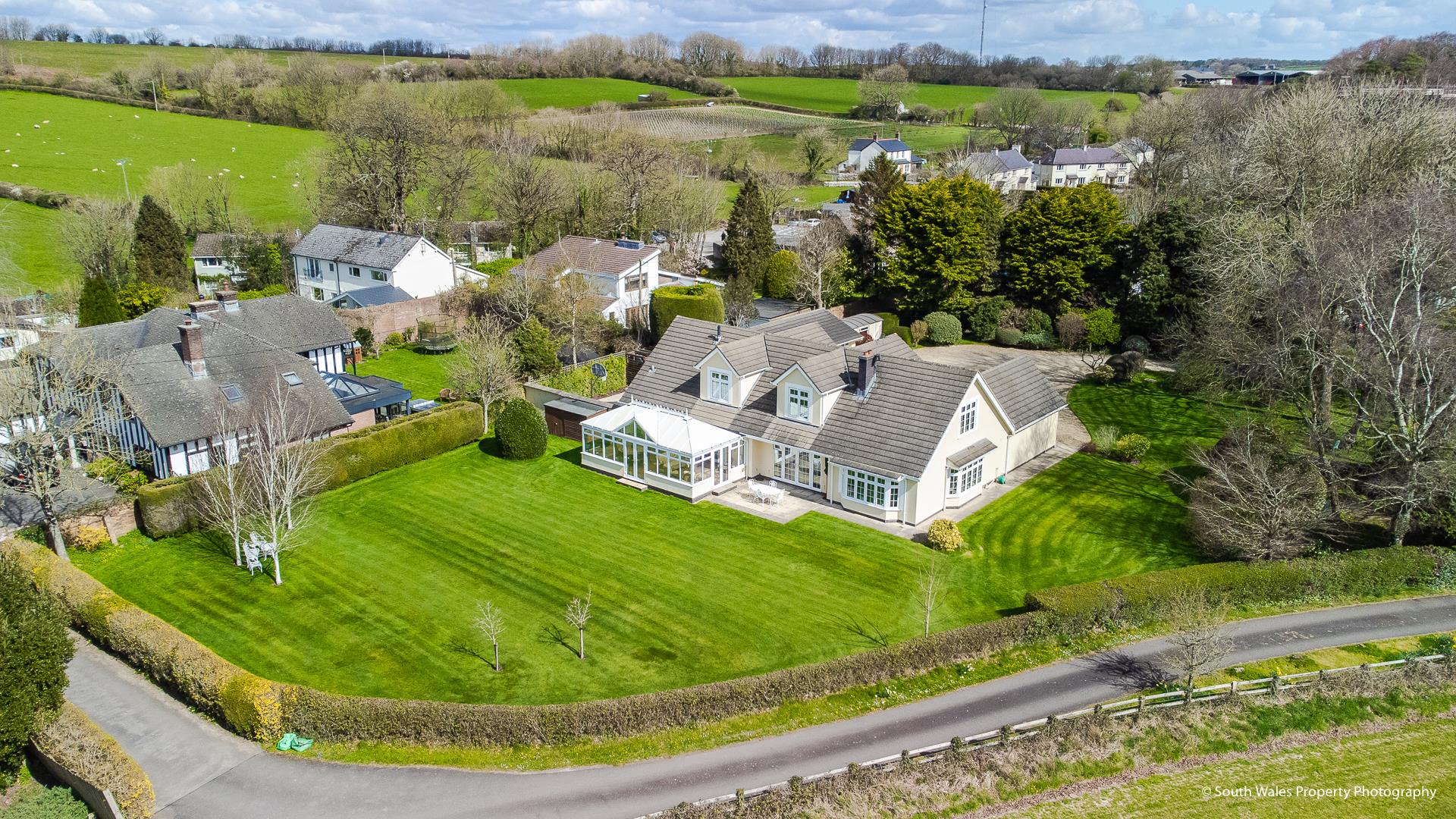 A substantial, impressive, modern detached residence in St Hilary near Cowbridge. (Image credit: South Wales Property Photography)