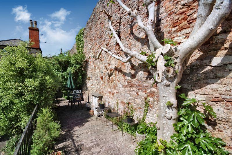 The communal courtyard