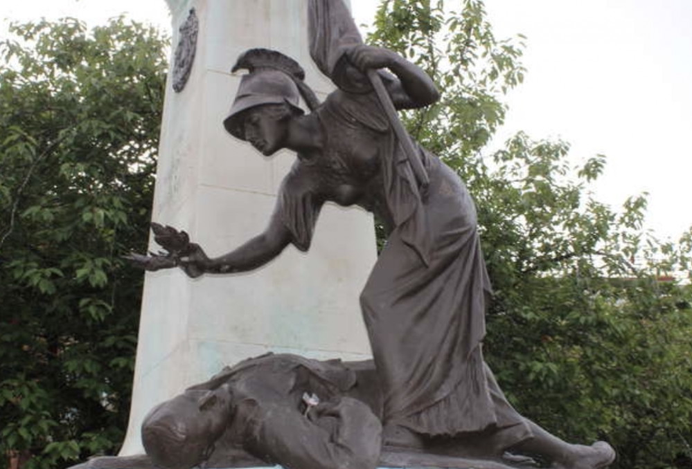 Women who perished during the First World War could be added to Macclesfield Cenotaph for the first time. (Image - Alexander Greensmith / Macclesfield Nub News)