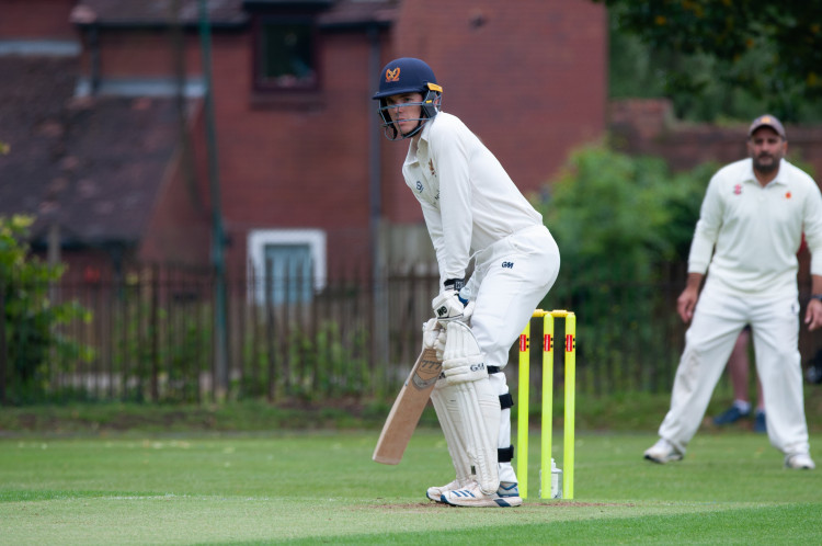Captain Andy Leering made a superb unbeaten 80 from only 91 balls 