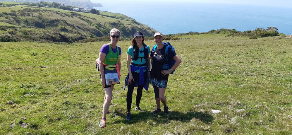 Marathon Runners Jo Earlam, Rachel Barnard and Leeann Thomson