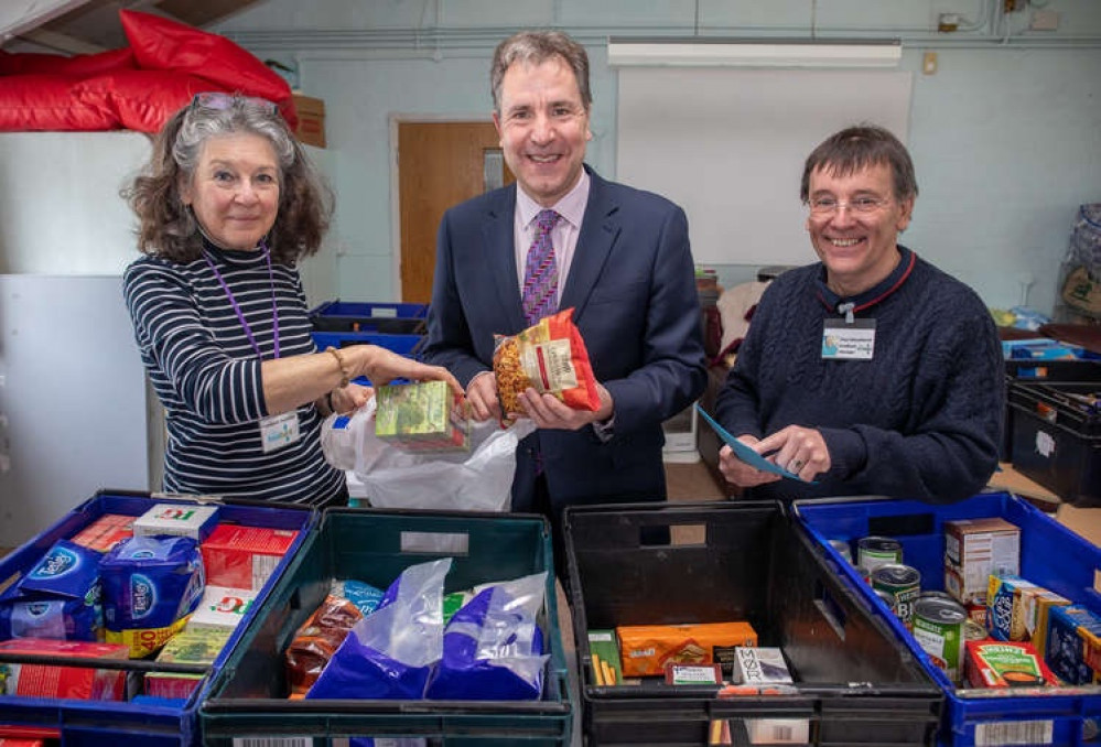 Metro Mayor Dan Norris at Somer Valley Foodbank in Radstock (Feb 2022)