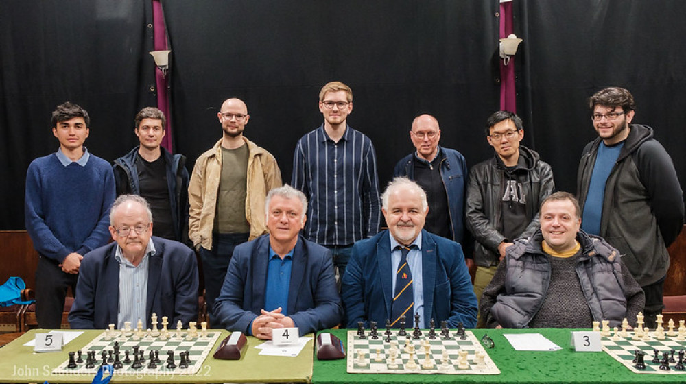 Kingston team: (top left onwards) David Maycock, Will Taylor, Peter Lalic, Martin Jogstad, David Rowson, Vladimir Li, Mike Healey (Bottom left onwards) Peter Andrews, Alan Scrimgour, John Foley (captain), Julian Way