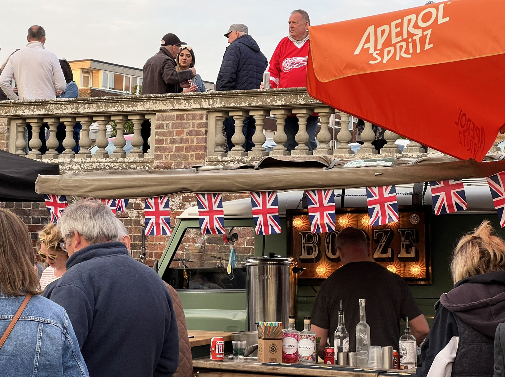 The Victoria Pub supplied thirsty punters at the Riverside. CREDIT: @HitchinNubNews