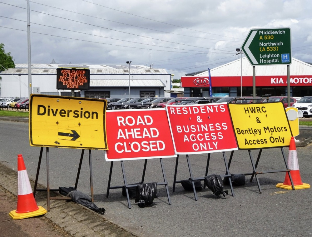 Diversion signs from the A530 Middlewich Road, Woolstanwood roundabout -  (Jonathan White).