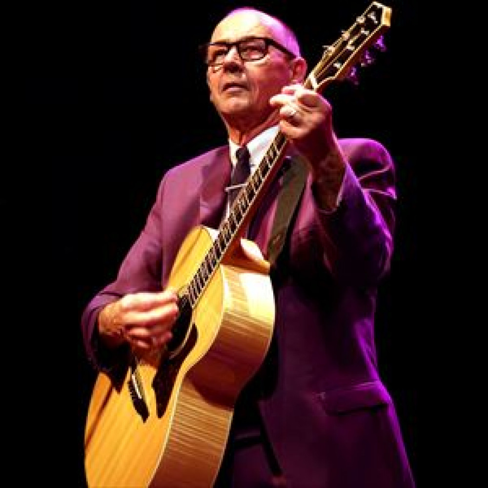 Andy Fairweather Low & The Low Riders.